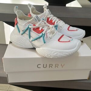 New in box Under Armour Curry Flow Cozy NM size 5.5 women 4 men